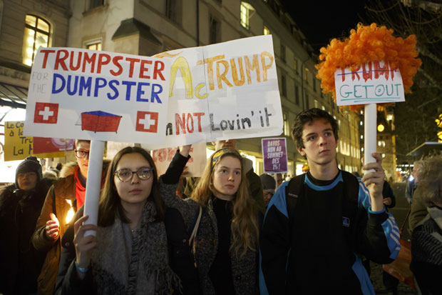 ФОРУМ У ДАВОСУ: Побуна против Трампа